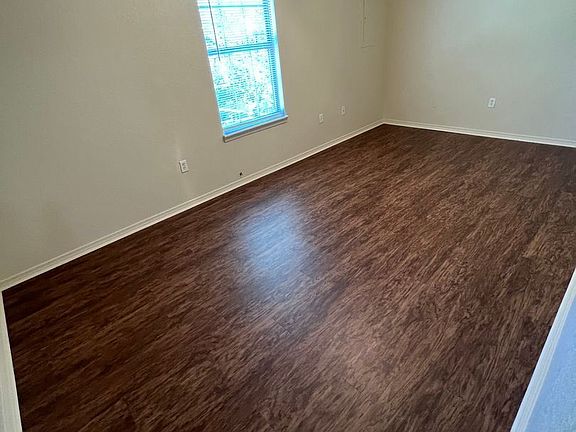 2nd image of 519 S 11th St APT 9
