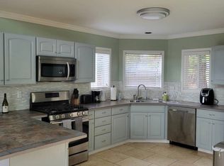 3025 Adams Cir #1, Medford, OR 97504