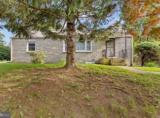 1105 Enterline Rd, Harrisburg, PA 17110