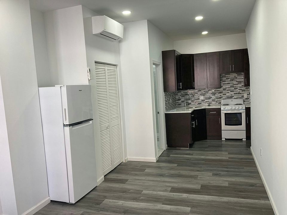 1st image of 1910 W Berks St #1