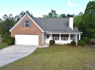 521 Brewer Dr, Locust Grove, GA 30248