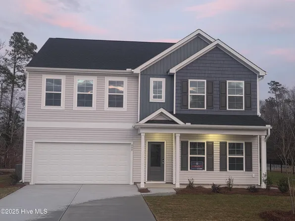 800 Schoolfield Drive, Sneads Ferry, NC 28460