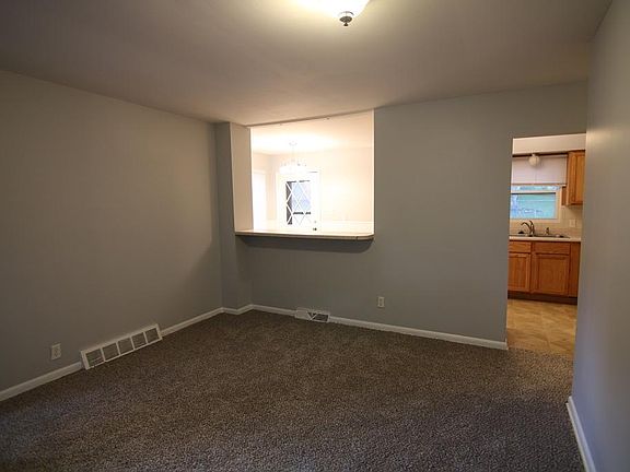 5th image of 3509 S 82nd St