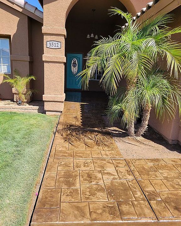 2nd image of 3512 W 21st Pl