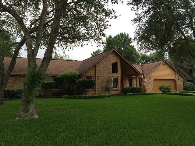 1st image of 109 Frostwood Dr