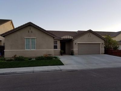 760 Banff Dr, Newman, CA, 95360