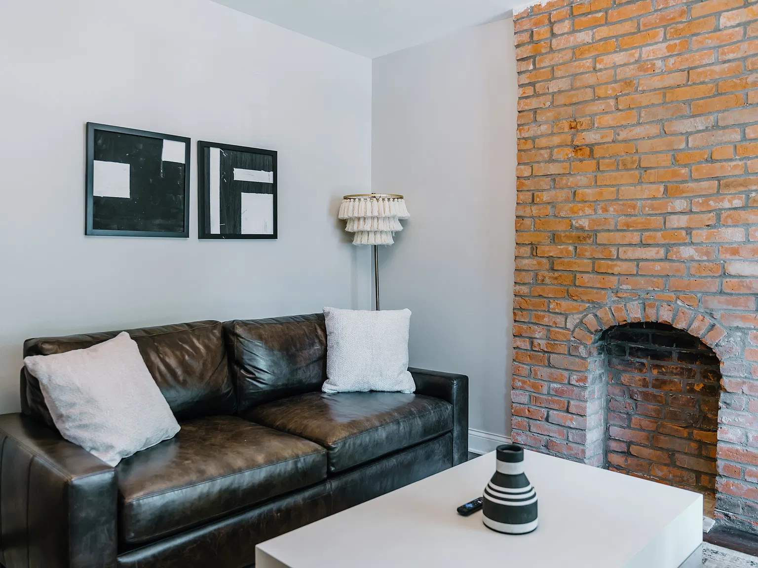 2 bed, 1.5 bath, 1022 sqft, $2,000 — Photo 4