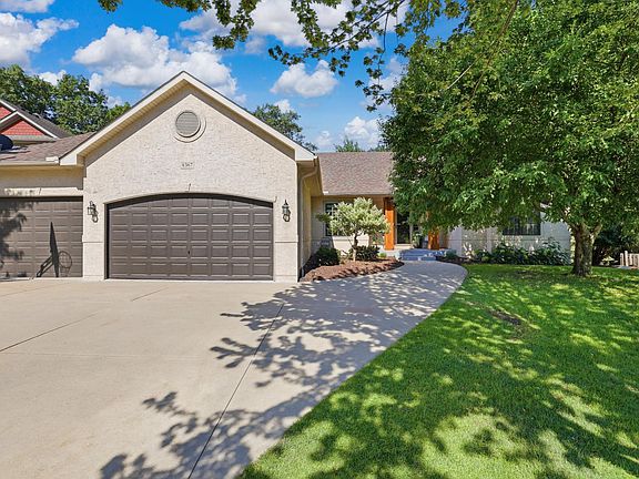 2nd image of 8367 153rd Pl