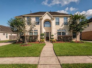 2438 Kilgarney Keep St, Dickinson, TX 77539
