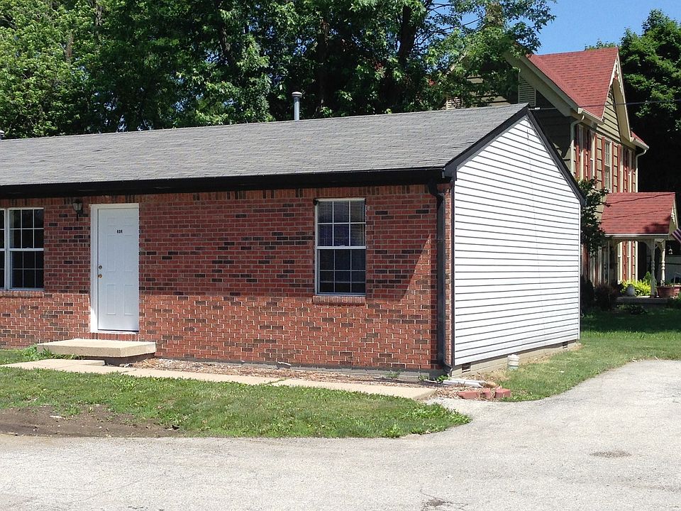 1st image of 404 W South St
