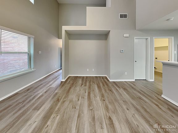 2nd image of 603 Fleming St