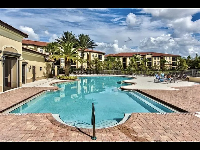 12960 Positano Cir #203 — Photo 13