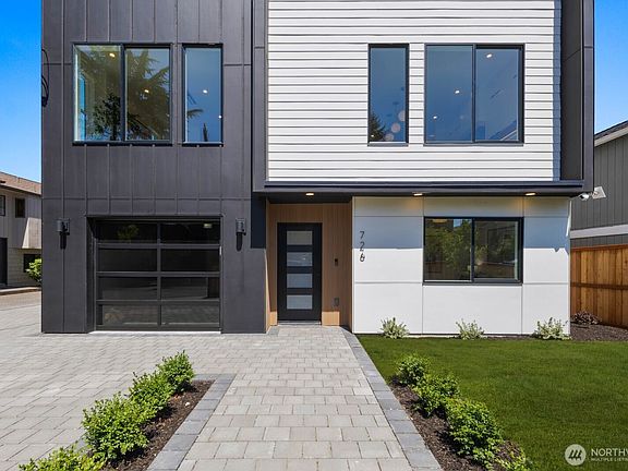 5th image of 726 N 89TH Street