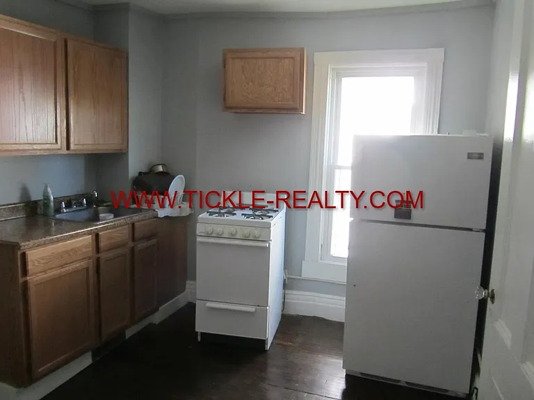 310 Meigs St — Photo 3