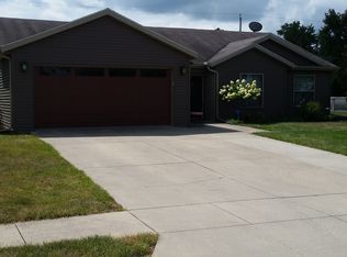 123 Orchard Dr, Lima, OH 45807