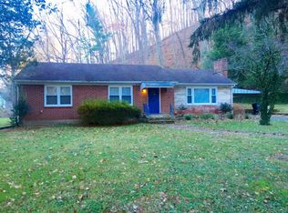3144 Green Ridge Rd, Roanoke, VA 24019