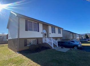 4322 Quail Dr NW, Roanoke, VA 24017