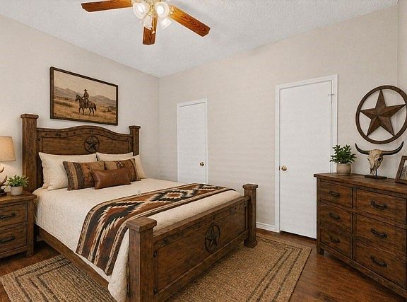 3rd image of 7151 Gaston Ave APT 409