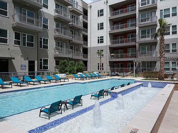 5th image of 120 W Cityline Dr APT 3018