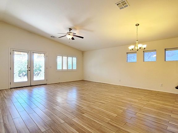 4th image of 8327 Spectacle Reef Ave