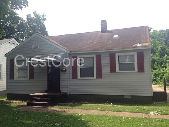 1st image of 2743 Burns Ave