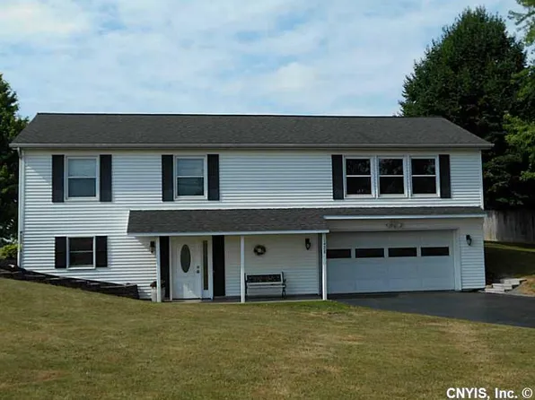 1434 W Genesee Street Rd, Auburn, NY 13021