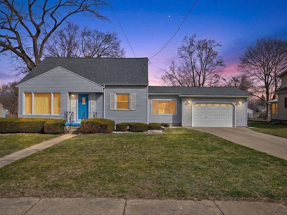 1st image of 2318 Lancaster Blvd