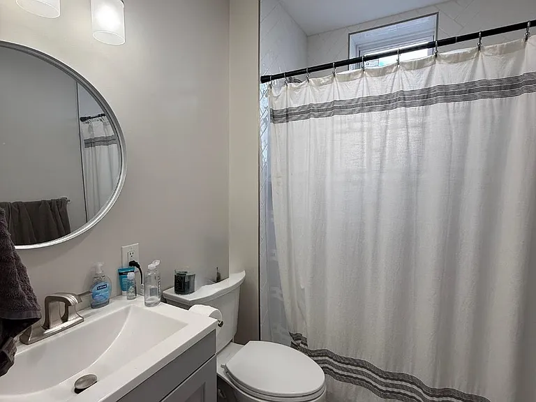 129 Maple Ave #2 — Photo 3