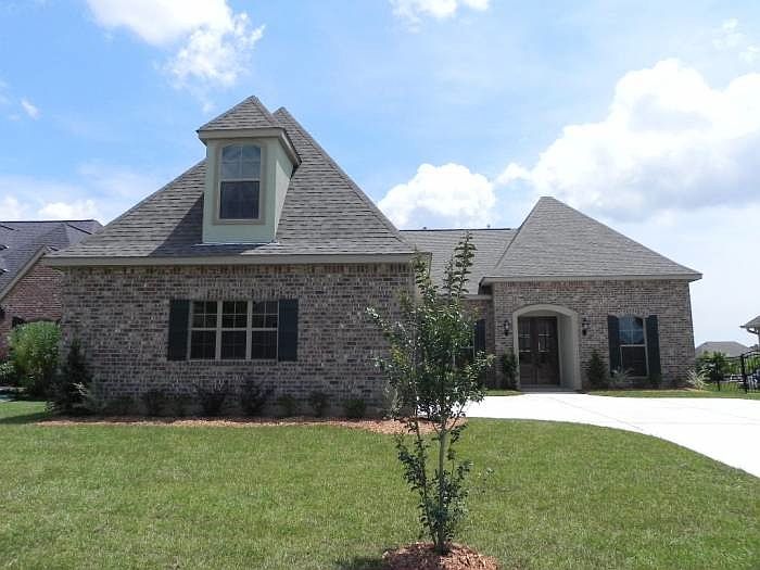 1st image of 174 Cypress Lakes Dr