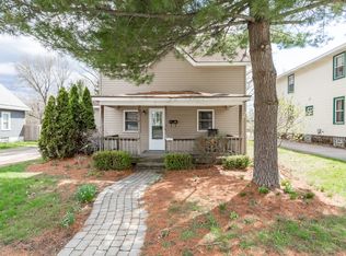 439 Livingston St, Howell, MI 48843