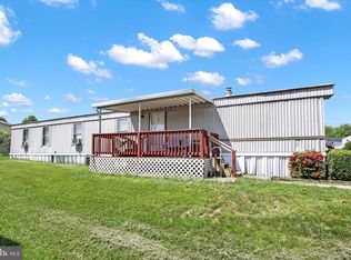 216 Berwick Rd, Abbottstown, PA 17301