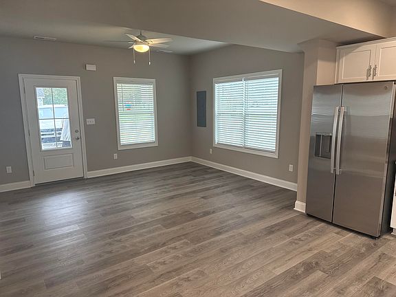 3rd image of 305 Fields St