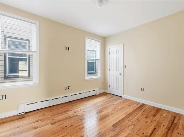 59 Ocean Avenue image 11 of 37