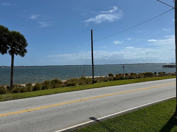 3rd image of 13 NE Nautical Dr Unit 13