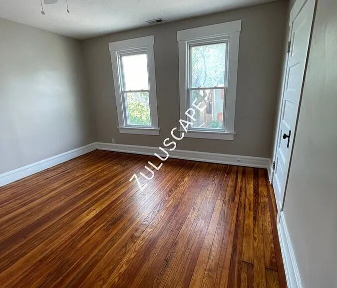 1534 E Ohio St — Photo 2