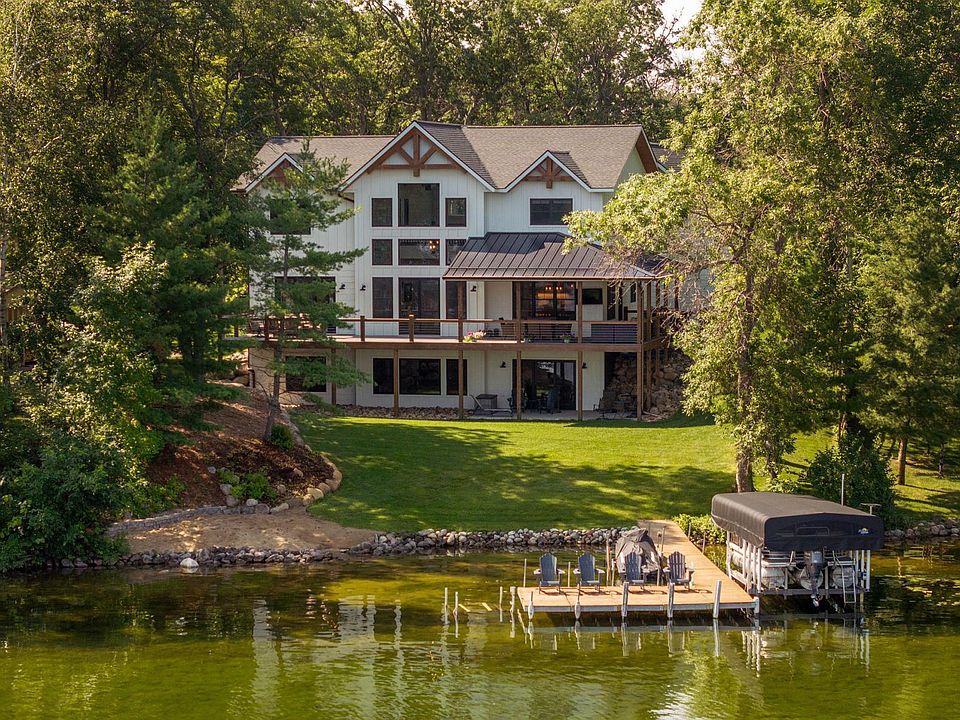 1st image of 12336 Brookwood Cir