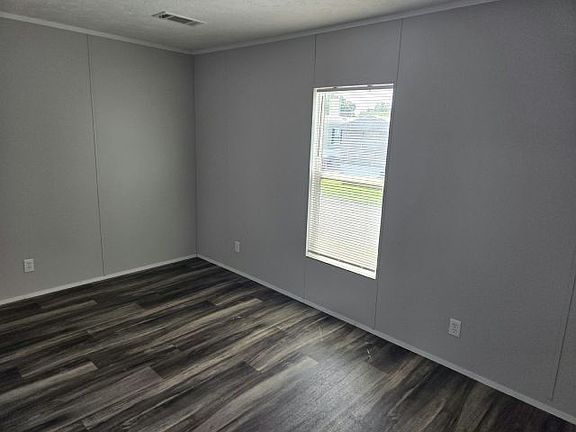 5th image of 1234 Reynolds Rd #26