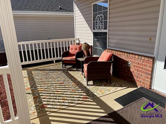 2nd image of 304 S Houston Springs Blvd