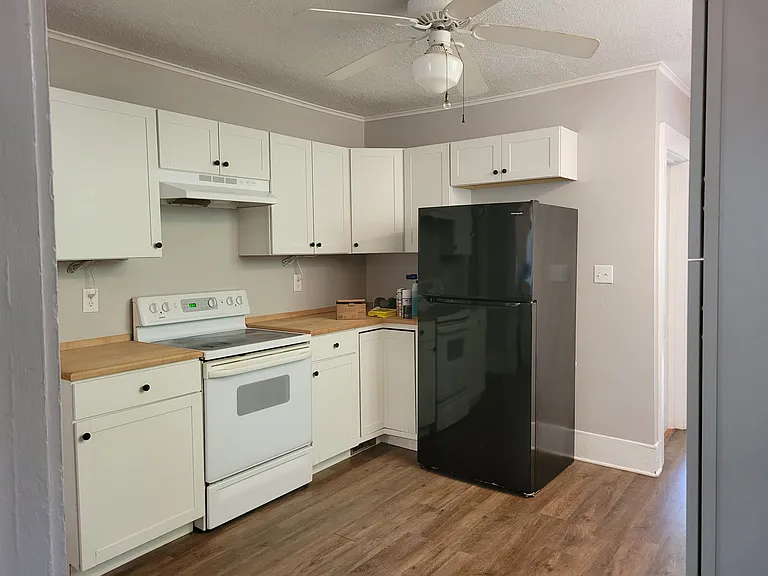 76 Lanvale Ave — Photo 4