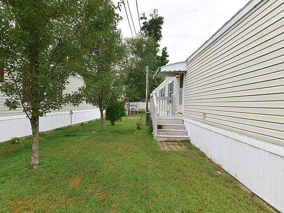 4th image of 7 Cottonwood Lane