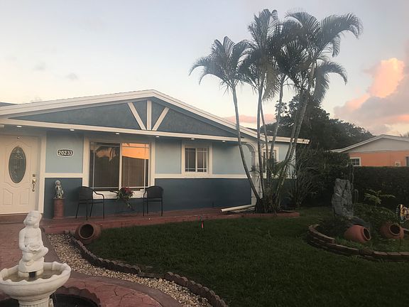 5th image of 20233 NW 39th Ct