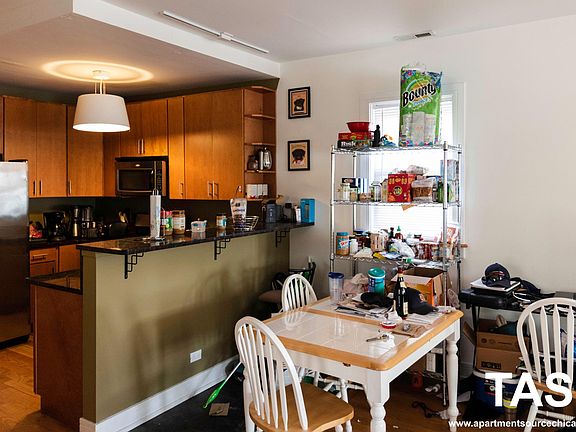 4th image of 3023 N Oakley Ave #34fma4ybs