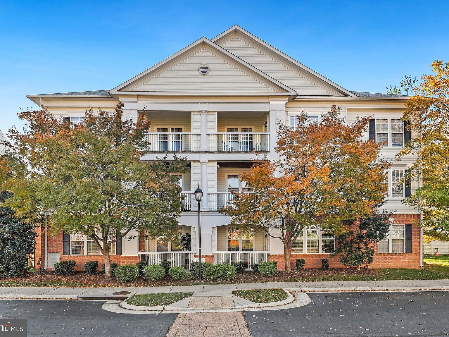 42480 Rockrose Sq UNIT 203, Brambleton, VA 20148 Zillow