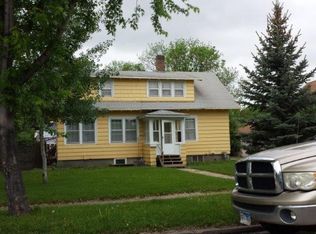 1408 S Lincoln St, Aberdeen, SD 57401