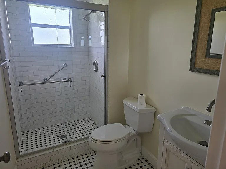 108 Lake Nancy Dr — Photo 11