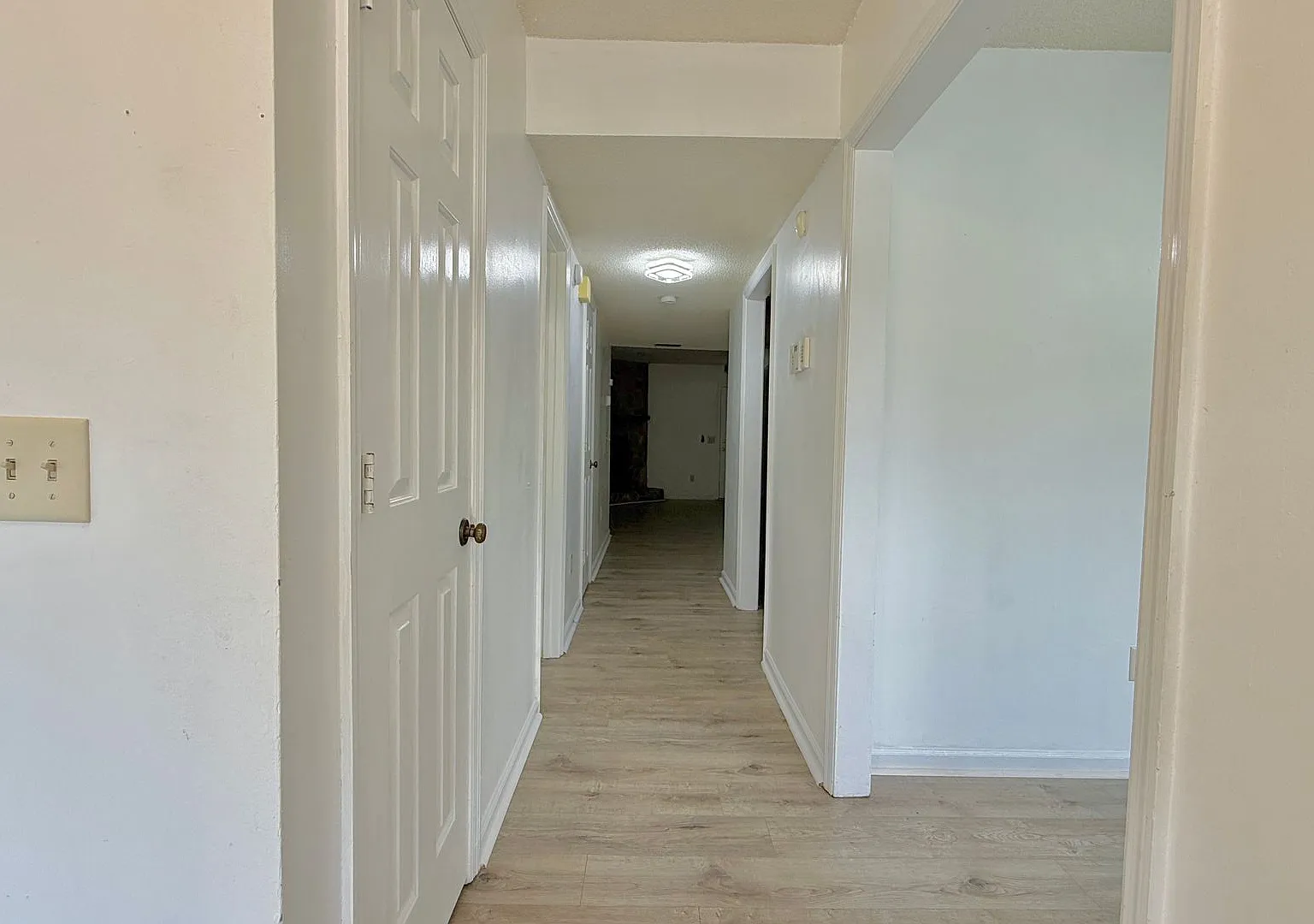 Available September 2026! (No Pets Preferred) | Only Pay Electric + Rent — Photo 4