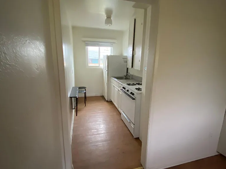 3073 Imperial Ave #3 — Photo 4