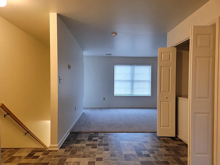185 Tom Ave #C — Photo 2