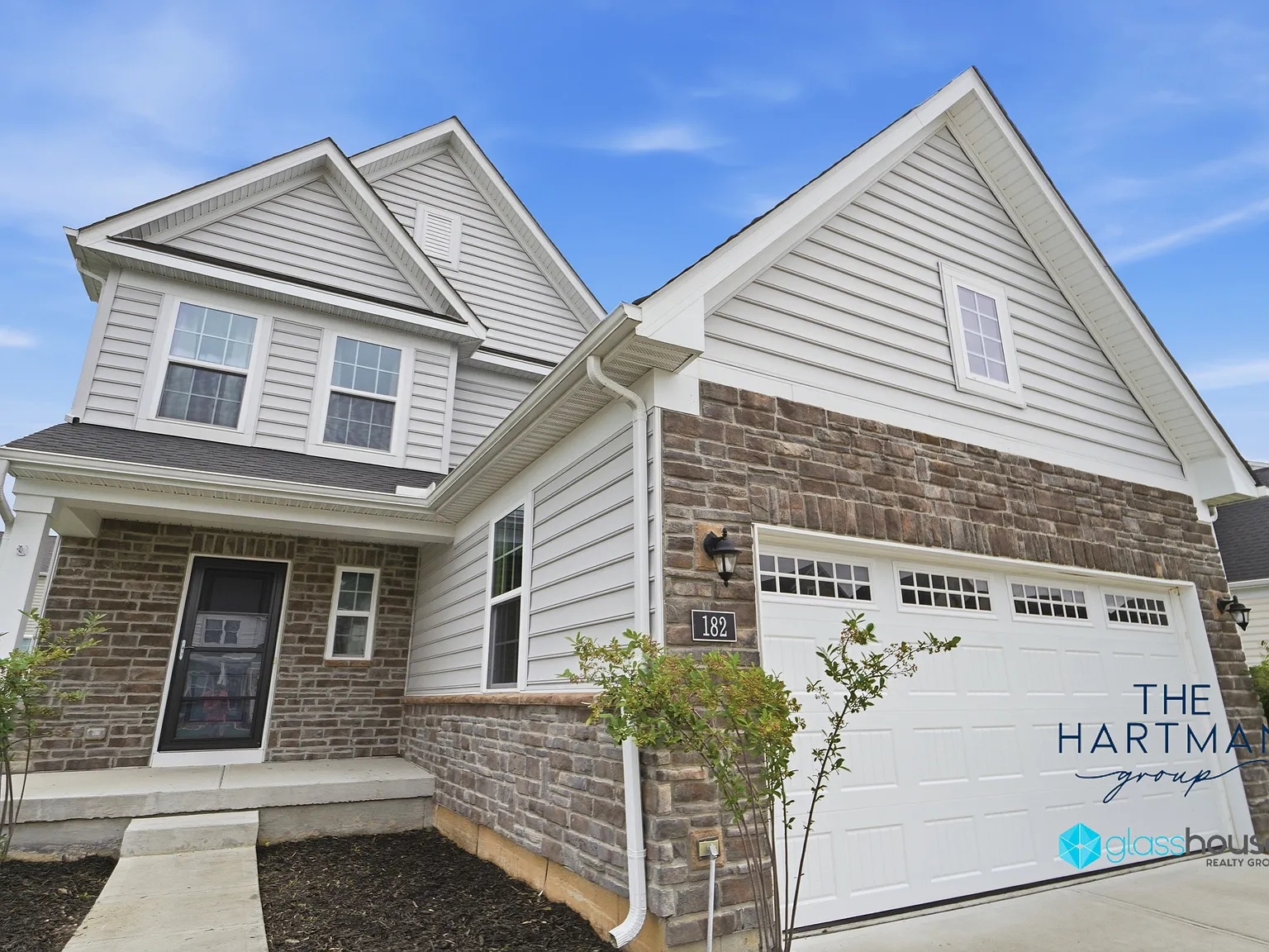 3 bed, 2.5 bath, 1561 sqft, $2,395 — Photo 3