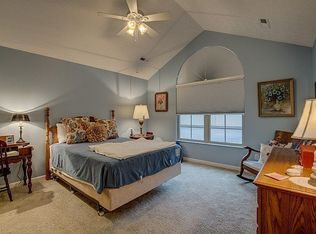 9026 Royal Oak Ln, Union, KY 41091